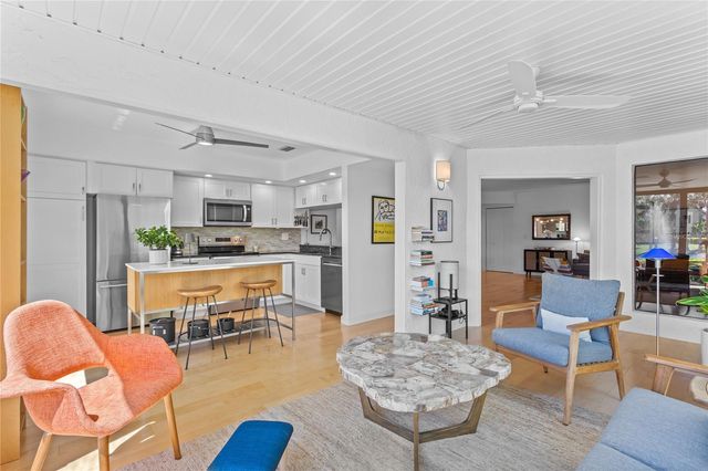 5226 LANDINGS BOULEVARD 102, Sarasota, FL 34231