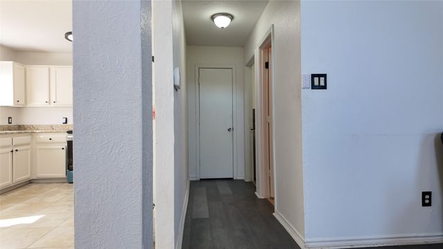 518 Nightshade Drive, Arlington, TX 76018