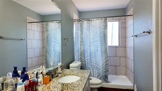 518 Nightshade Drive, Arlington, TX 76018