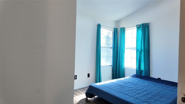 518 Nightshade Drive, Arlington, TX 76018