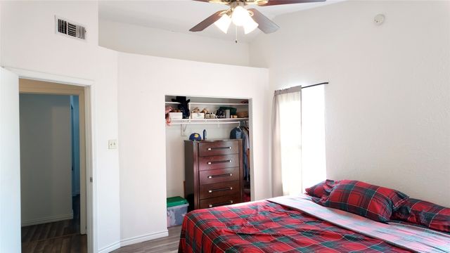 518 Nightshade Drive, Arlington, TX 76018