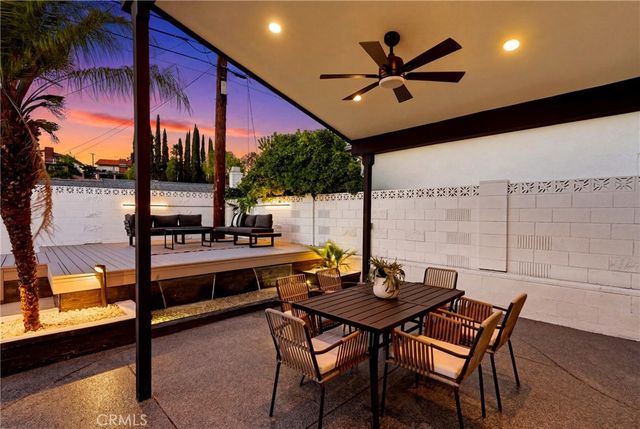21407 Mulholland Drive, Woodland Hills, CA 91364