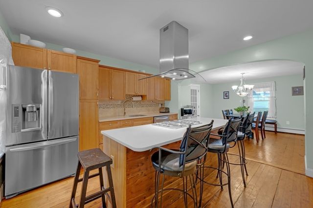 214 Canton St, Fitchburg, MA 01420