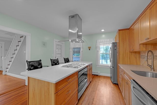 214 Canton St, Fitchburg, MA 01420