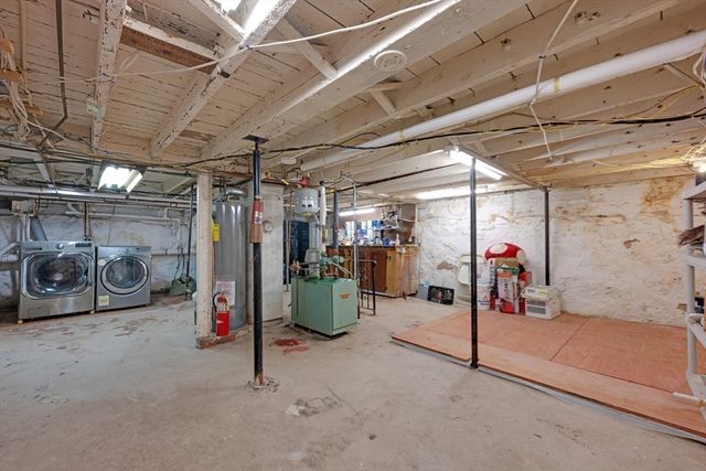 214 Canton St, Fitchburg, MA 01420