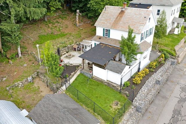 214 Canton St, Fitchburg, MA 01420