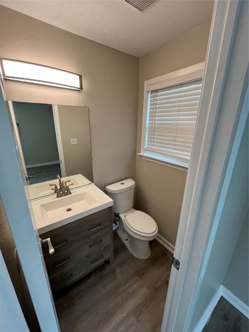 2945 Andrea Lane, Dallas, TX 75228