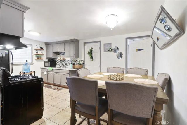 5124 E 59th Pl, Maywood, CA 90270