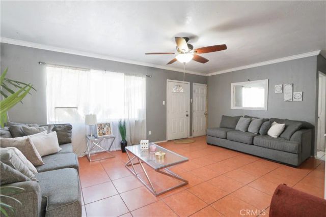 5124 E 59th Pl, Maywood, CA 90270