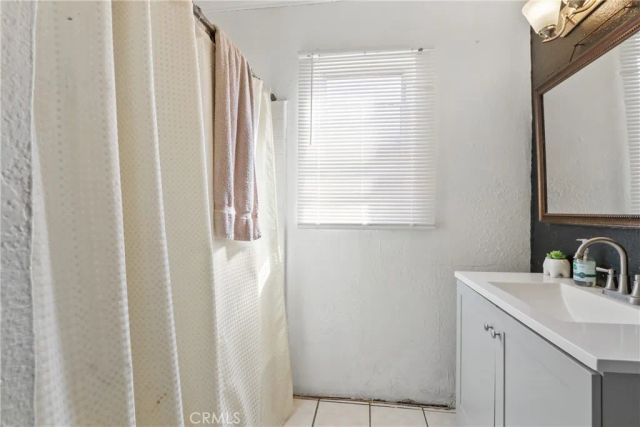 5124 E 59th Pl, Maywood, CA 90270