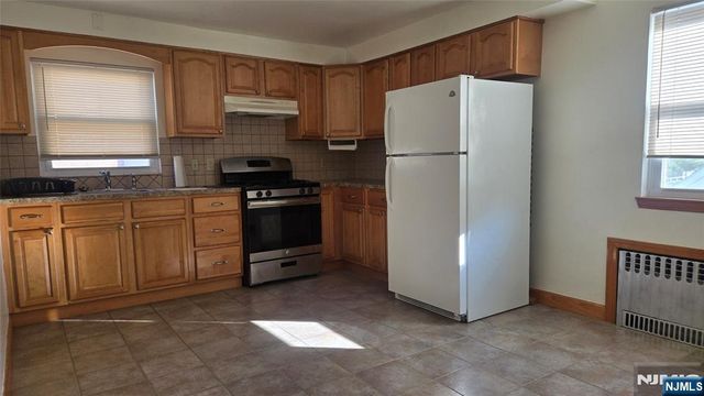 317 E Harriet Avenue 2nd fl, Palisades Park, NJ 07650