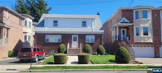 317 E Harriet Avenue 2nd fl, Palisades Park, NJ 07650