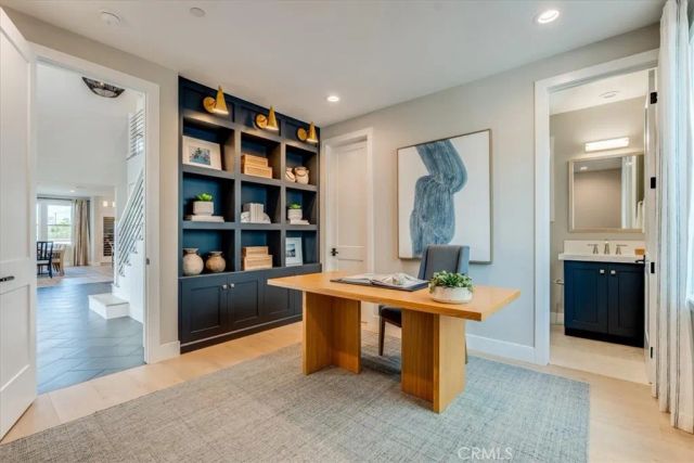 1458 Parsons, San Luis Obispo, CA 93401