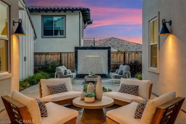 1458 Parsons, San Luis Obispo, CA 93401