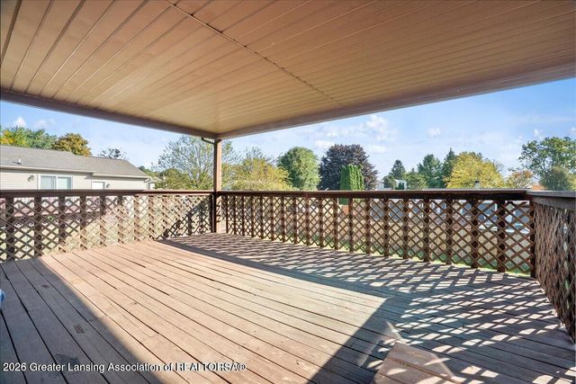 1596 Berkley Drive, Holt, MI 48842