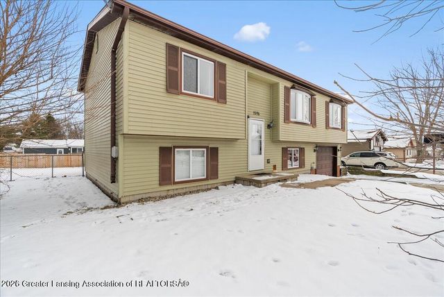 1596 Berkley Drive, Holt, MI 48842