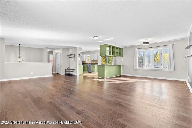 1596 Berkley Drive, Holt, MI 48842