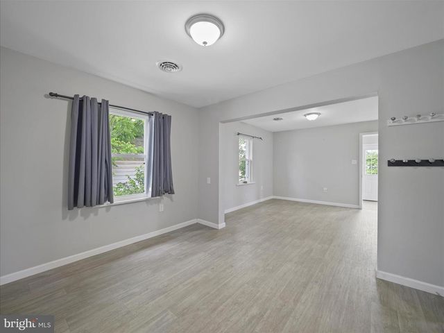 108 E 12TH AVENUE, Ranson, WV 25438