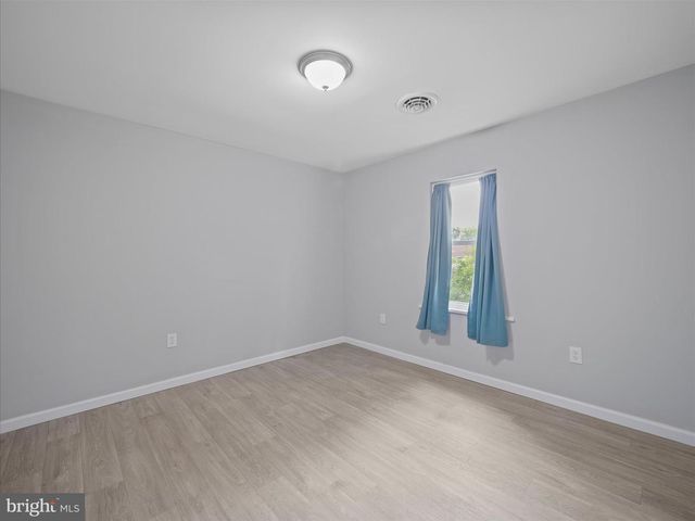 108 E 12TH AVENUE, Ranson, WV 25438