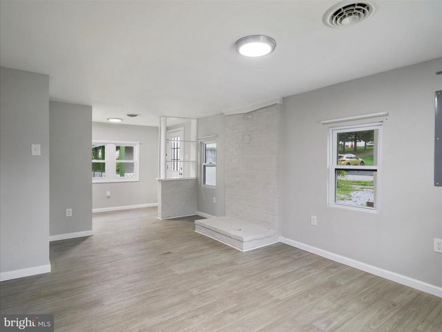 108 E 12TH AVENUE, Ranson, WV 25438