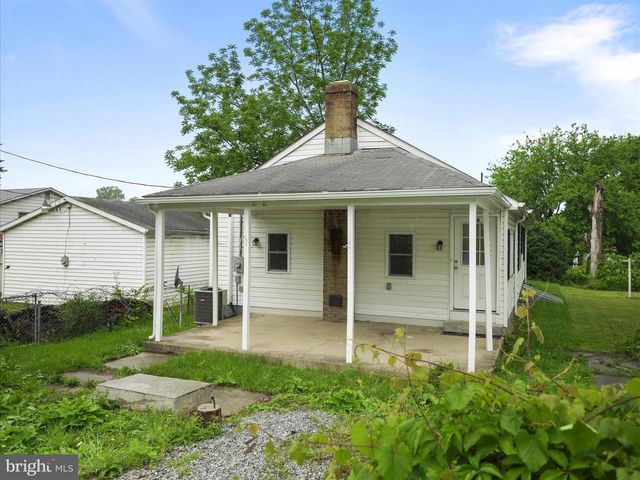 108 E 12TH AVENUE, Ranson, WV 25438