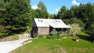1098 Toad Pond Road, Morgan, VT 05853