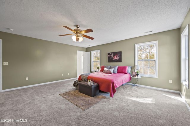 223 Everett Drive, Sneads Ferry, NC 28460