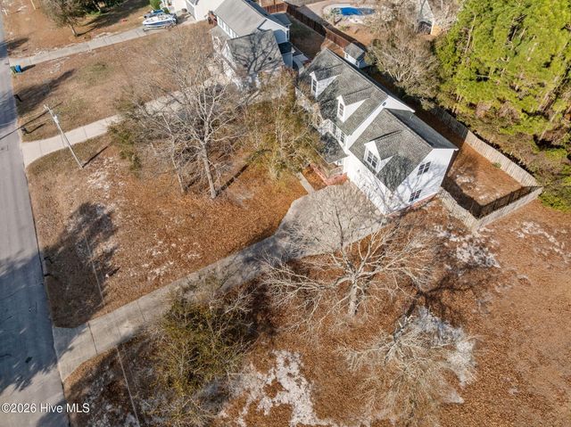 223 Everett Drive, Sneads Ferry, NC 28460