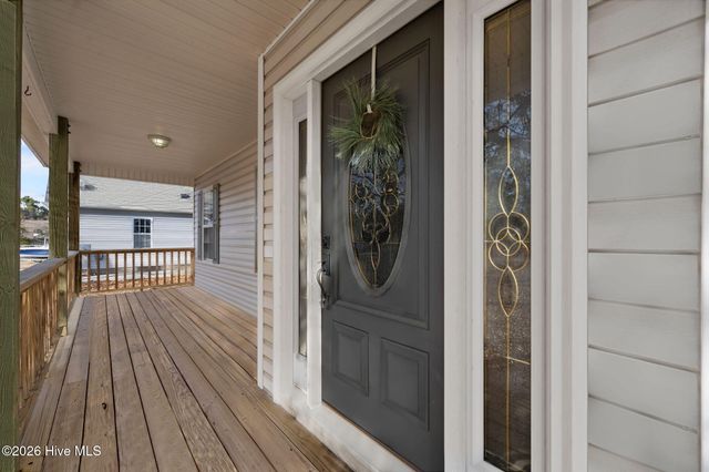 223 Everett Drive, Sneads Ferry, NC 28460