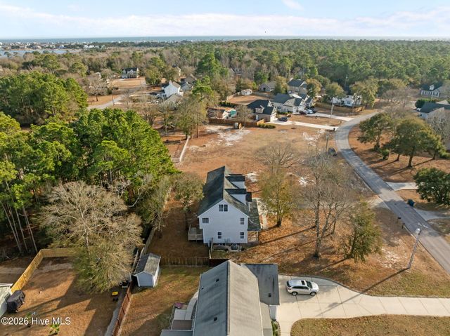 223 Everett Drive, Sneads Ferry, NC 28460