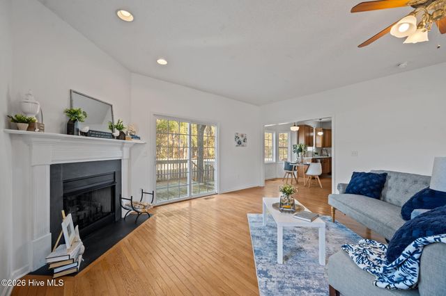 223 Everett Drive, Sneads Ferry, NC 28460