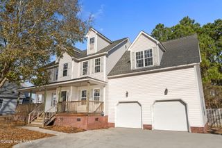 223 Everett Drive, Sneads Ferry, NC 28460