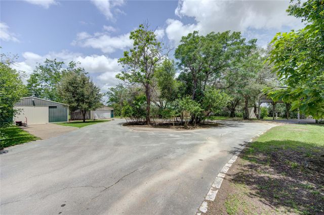 3314 Meier Road S, Sealy, TX 77474