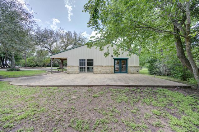 3314 Meier Road S, Sealy, TX 77474