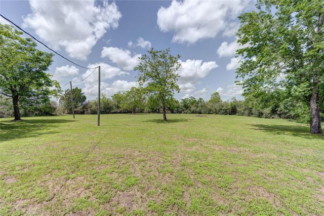 3314 Meier Road S, Sealy, TX 77474
