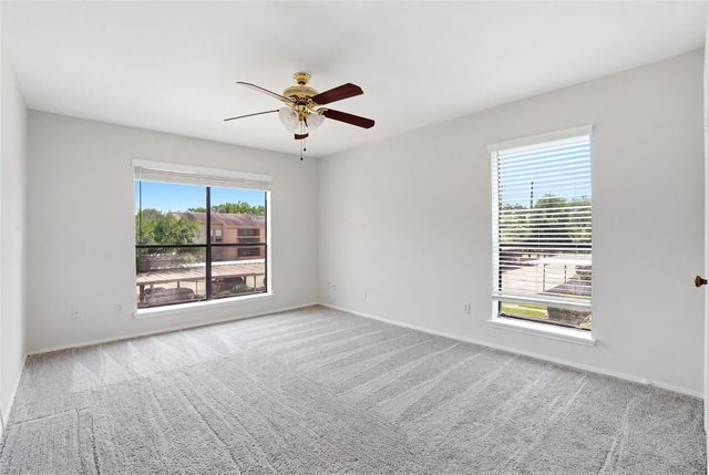 2025 Augusta Drive 804, Houston, TX 77057