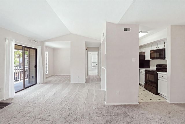 2025 Augusta Drive 804, Houston, TX 77057
