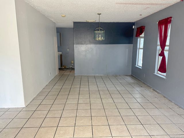 7547 LONGING TRL, San Antonio, TX 78244
