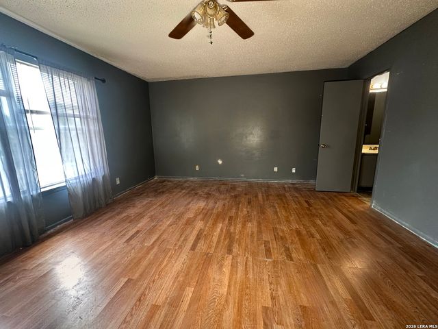 7547 LONGING TRL, San Antonio, TX 78244