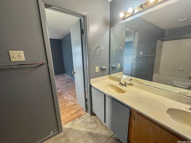 7547 LONGING TRL, San Antonio, TX 78244