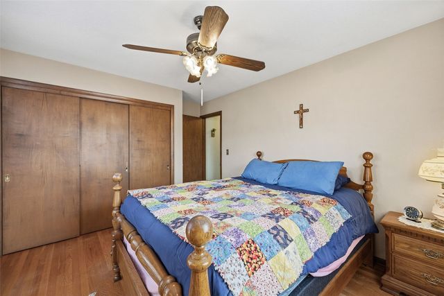 2461 Teresa Dr SW, Cedar Rapids, IA 52404