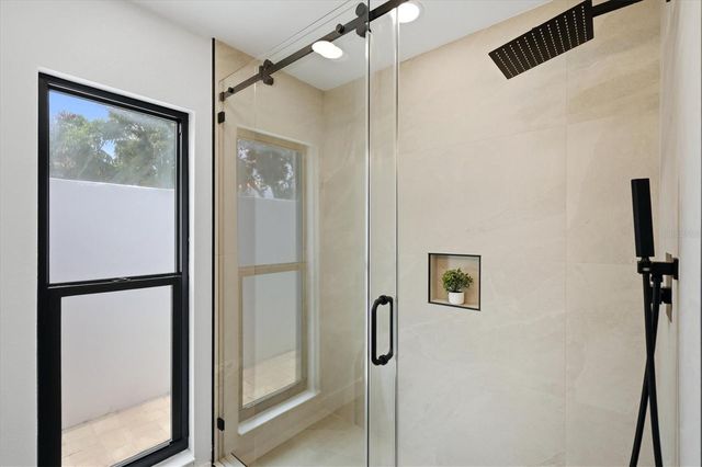 8822 MISTY CREEK DRIVE, Sarasota, FL 34241