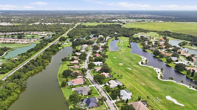 8822 MISTY CREEK DRIVE, Sarasota, FL 34241