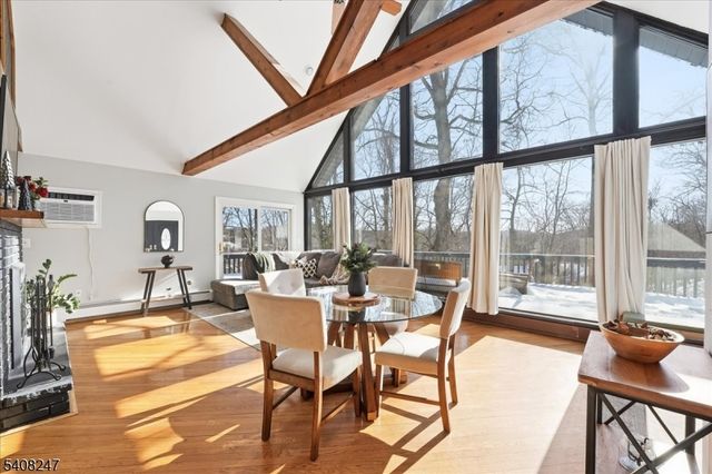 5 Flora Ave, Hopatcong Boro, NJ 07874