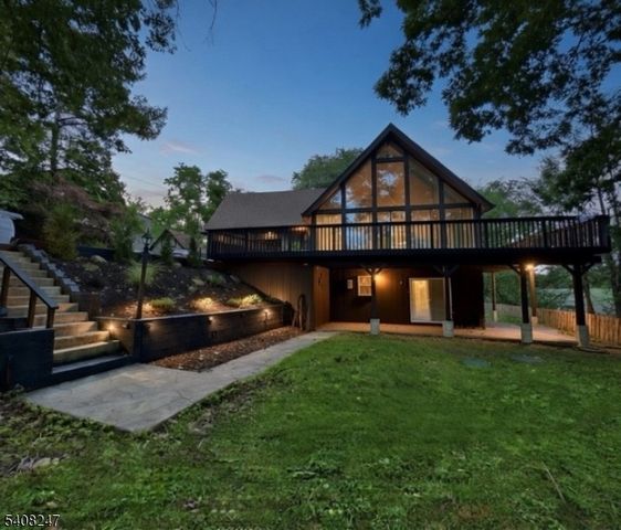 5 Flora Ave, Hopatcong Boro, NJ 07874