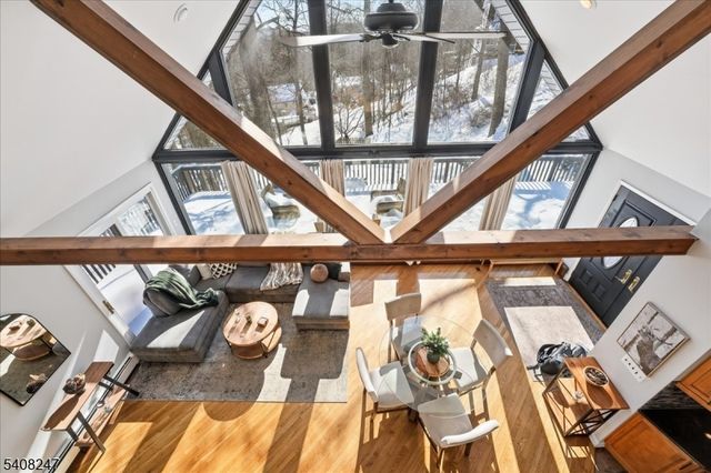 5 Flora Ave, Hopatcong Boro, NJ 07874