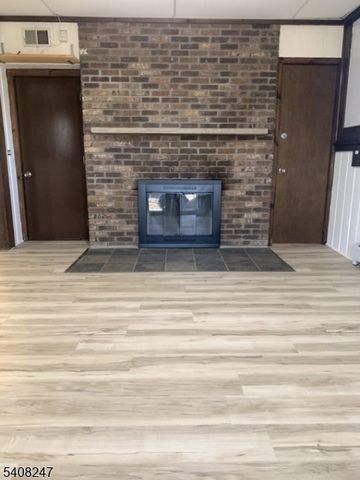 5 Flora Ave, Hopatcong Boro, NJ 07874