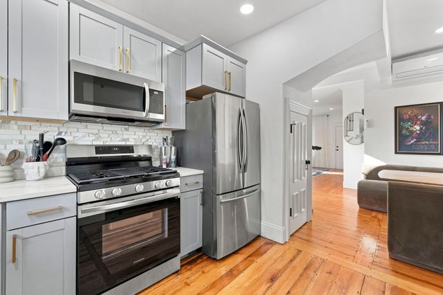 49 Federal St 3, Salem, MA 01970