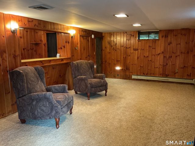 91 Beacon Manor Road, Naugatuck, CT 06770