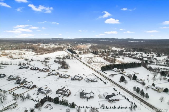 10029 Quarry Ridge Road, Springfield Charter Township, MI 48346